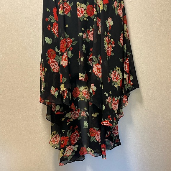 Metaphor High/Low Boho Flowy Skirt, Women’s, Size S, Black with Red Flowers - Picture 2 of 5